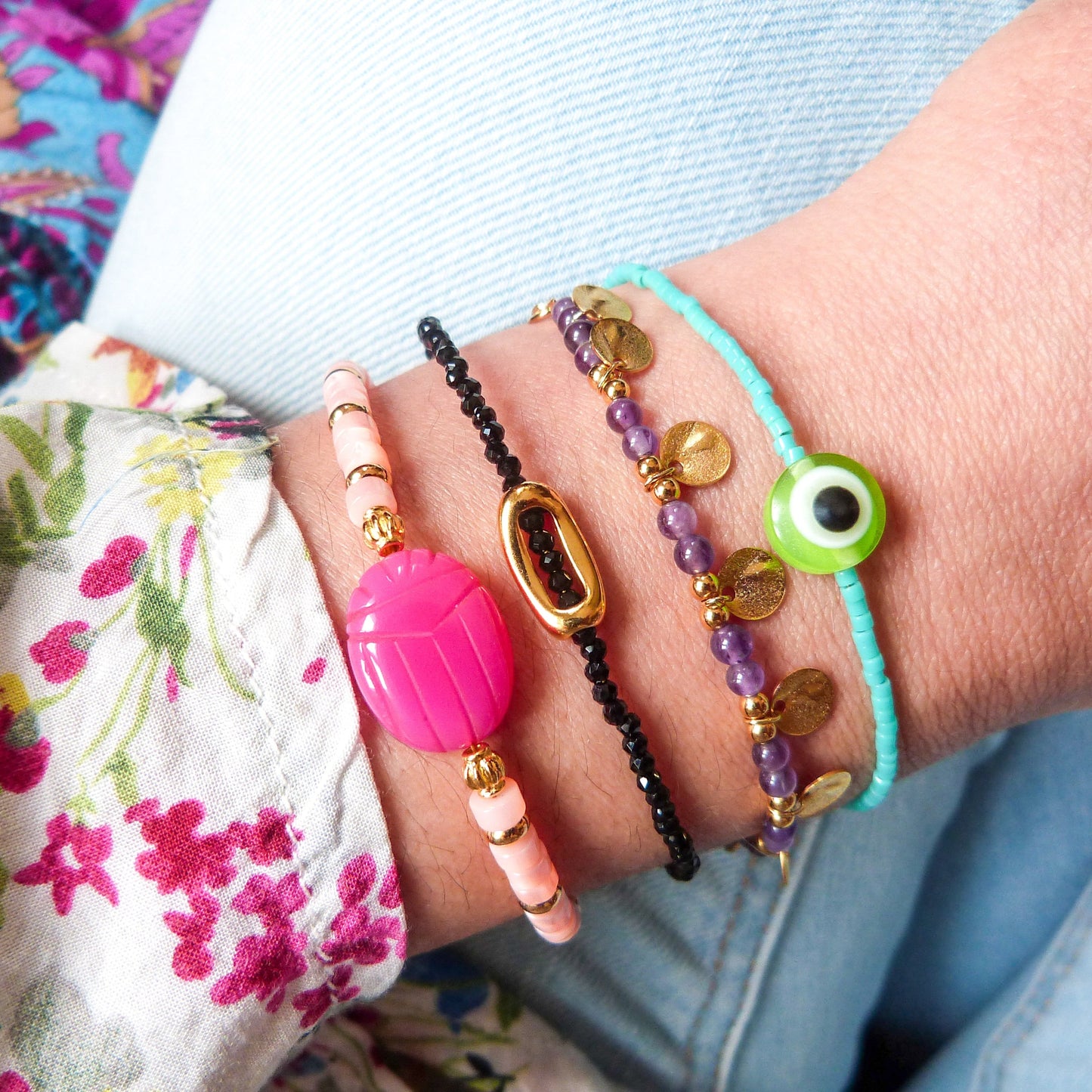 Bracelet MIA, perles améthyste et sequins martelés